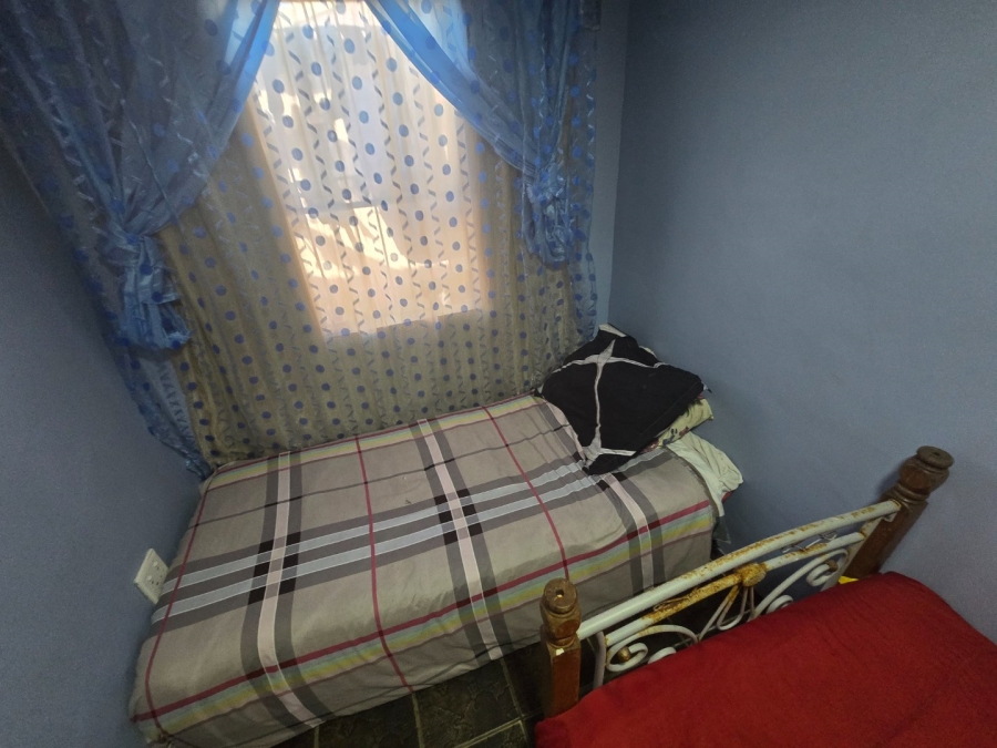 2 Bedroom Property for Sale in Pelican Park Western Cape